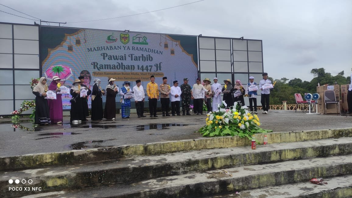 SMAN 1 Kuala Kurun Raih Juara I Kategori Pelajar pada Pawai Tarhib Ramadhan 1447 H di Gunung Mas